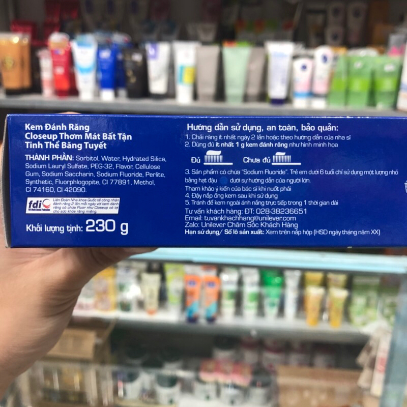 Kem đánh răng Closeup 230g
