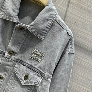 Áo khoác denim nữ thời trang cao cấp MIU MIU chất liệu cao cấp sang trọng, thiết kế cá tính
