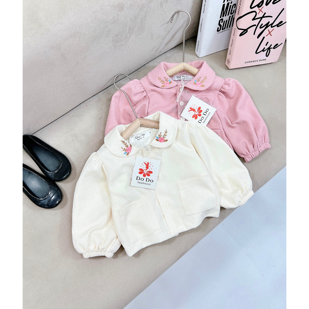 Áo khoác tiểu thư thêu hoa cổ - B22