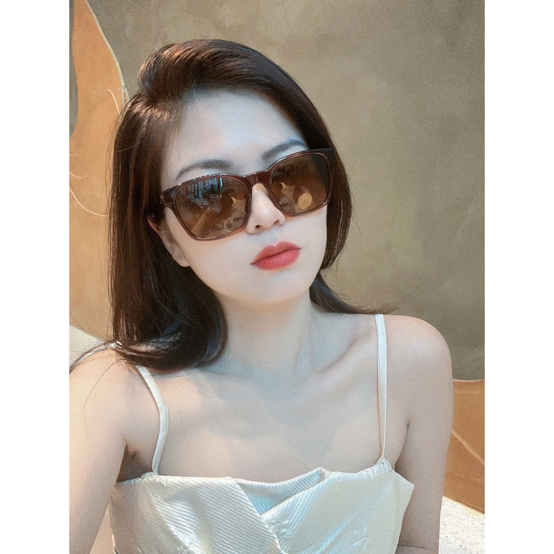 Kính mát Salvatore Ferragamore SF959S Tortoise màu Havana