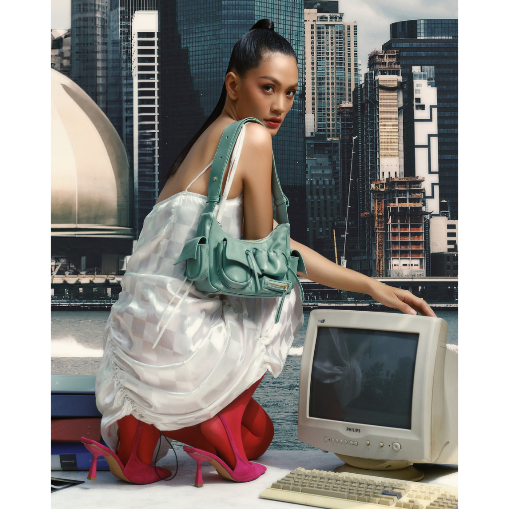 Túi xách C5-POCKET size nhỏ  màu đen - CHAUTFIFTH