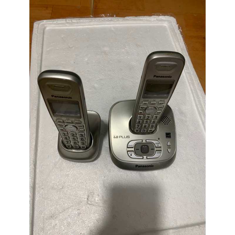 ĐIỆN THOẠI MẸ BỒNG CON PANASONIC KX TG4021 .KX TG4022