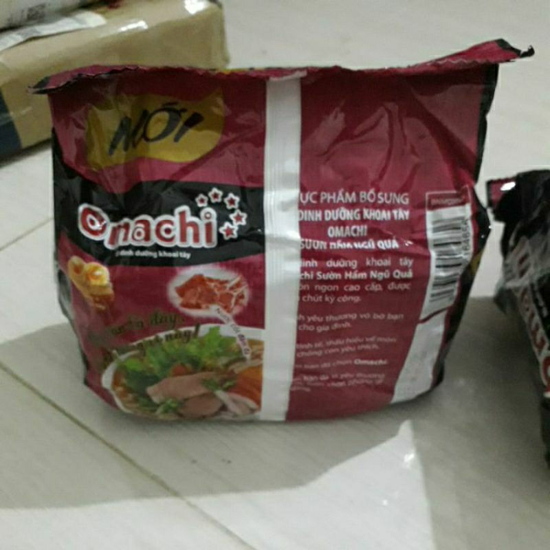 Mì omachi sườn hầm