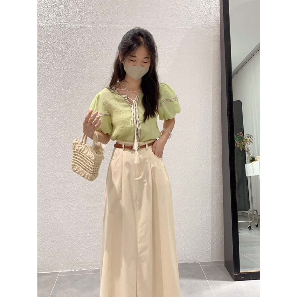 Chân váy maxi kaki xẻ trước kèm nịt - Nhakholiti V778