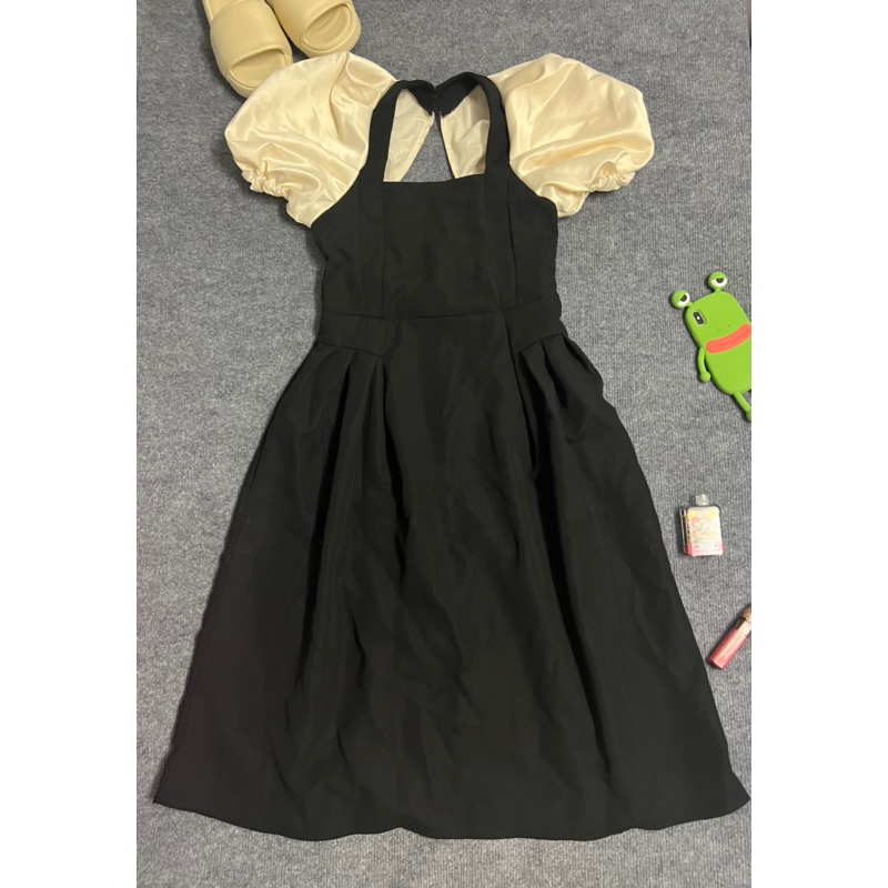 Đầm thiết kế thanh lý