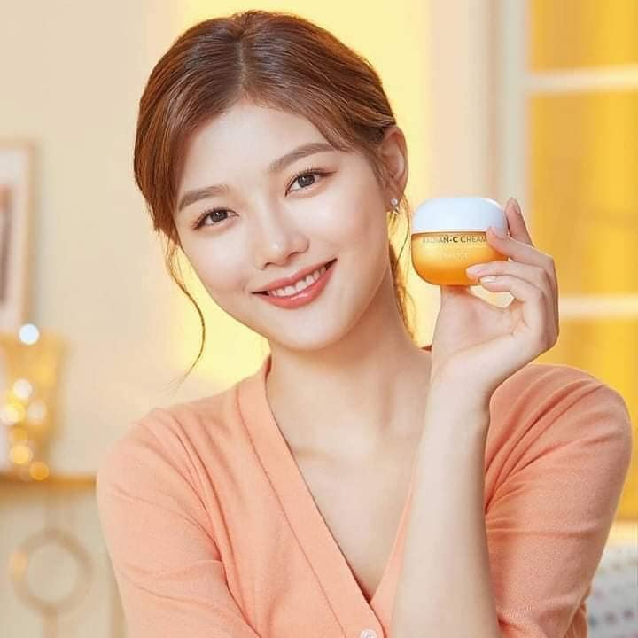 Kem dưỡng trắng mờ thâm nám Laneige Radian-C Cream 10ml