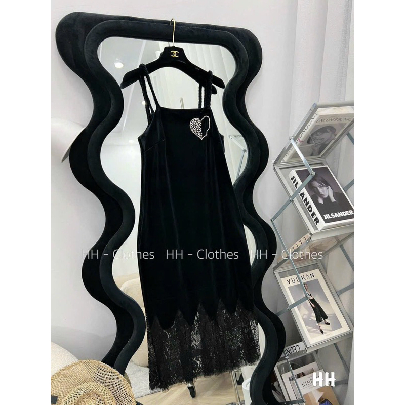 Váy Nhung Hai Dây Đính Đá Phối Ren Mã HM028