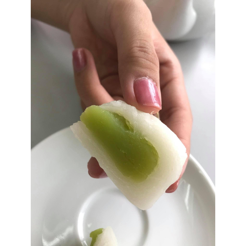 Bánh trung thu handmade vị bánh dẻo đậu xanh