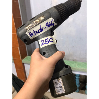 máy bắn vít hitachi fds7dt