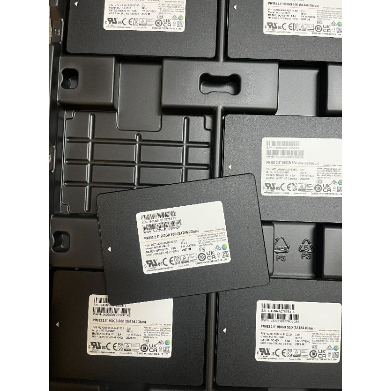 Ổ cứng SSD Samsung PM883 480GB / 960GB - bảo hành 36 tháng