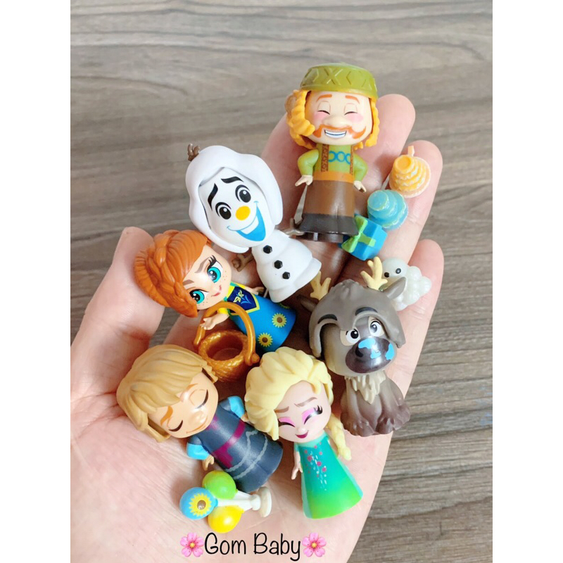 Set 6 Nhân Vật Búp bê Disney Frozen kèm phụ kiện với 2 biểu cảm khuôn mặt