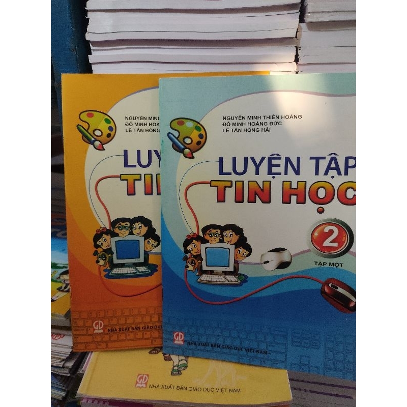 Toys, Luyện tập tin học 2  + 2 cây chì.