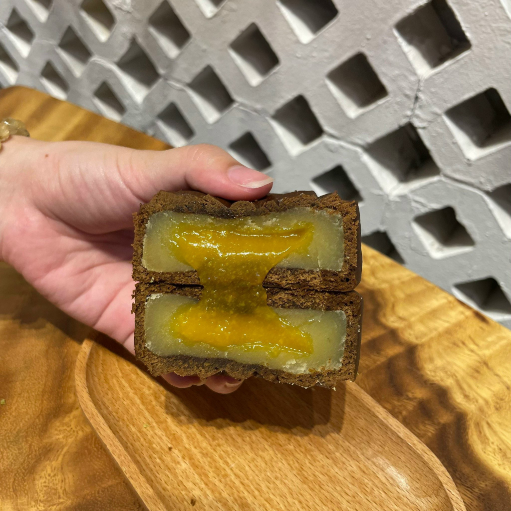 Bánh lava trứng chảy