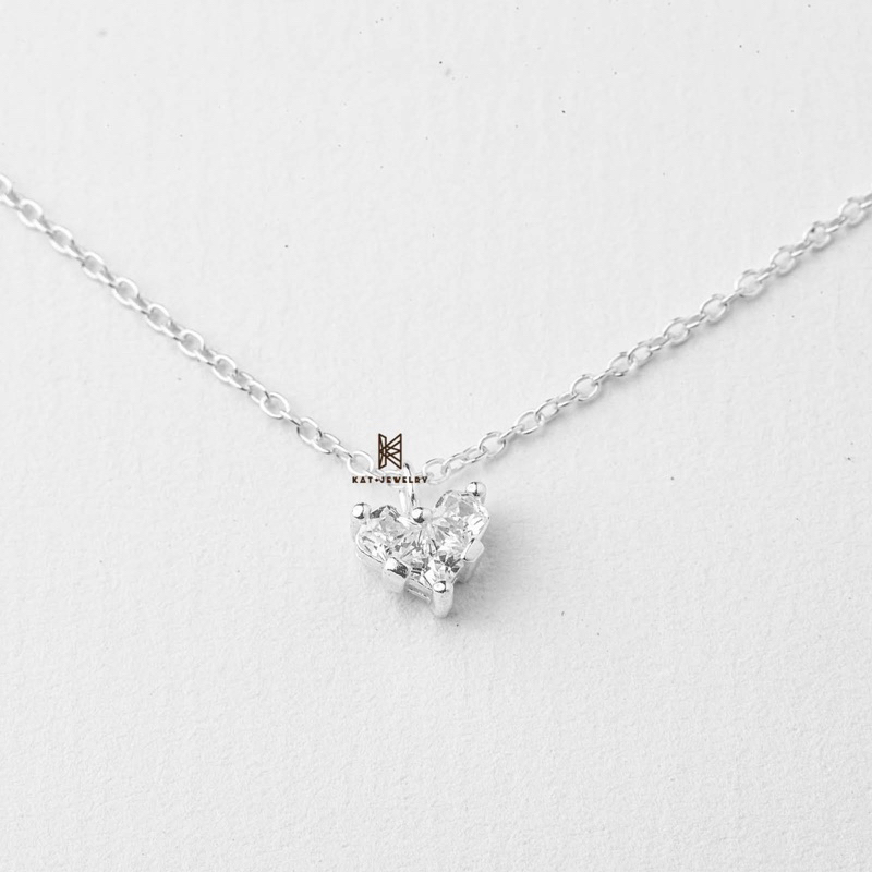 Dây chuyền N Heart Gem của Kat Jewelry