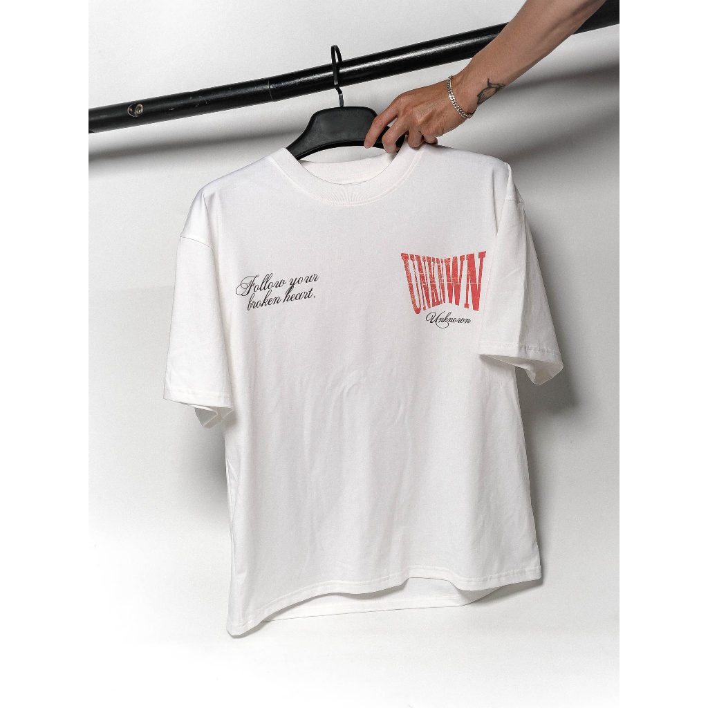 Áo thun "Logo"ss23 Unknown tee Local Brand