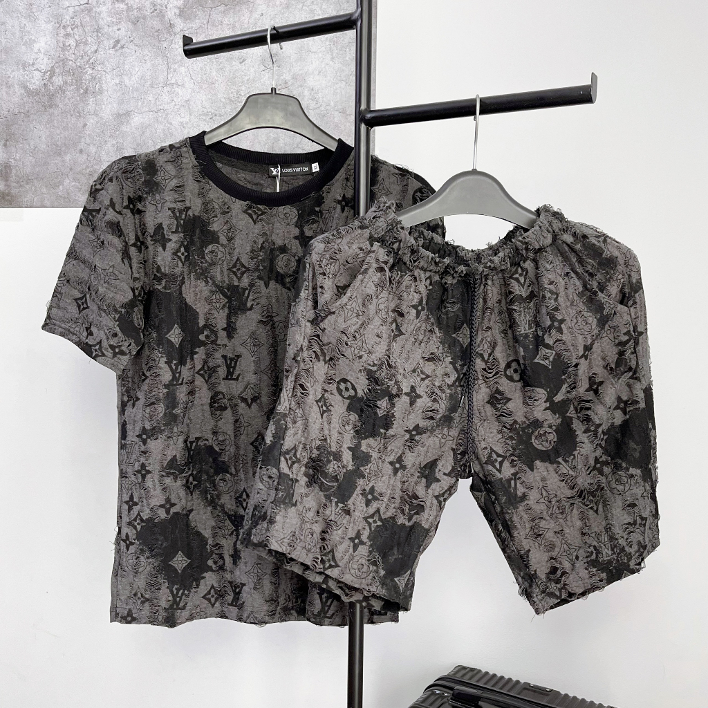 Sét đồ bộ nam nữ in họa tiết vl chất nhung rách tưa vô cung thoáng mát mẫu mới