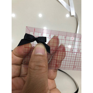 Nơ nhí  chất  đẹp  2.5cm, 3 cm ( lưu ý nơ ko có kẹp )gói 40 nơ  2.5cmvà 20 nơ 3 cm