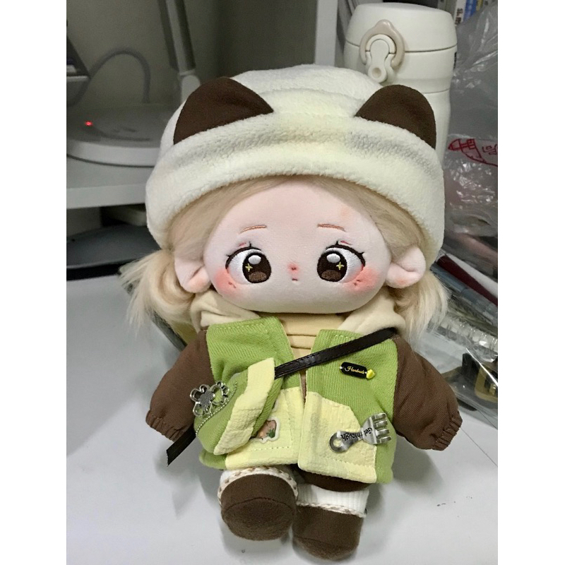 Outfit cho doll 20cm: tủ Tatazi