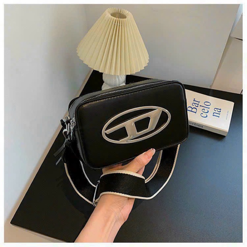 Túi đeo chéo Diese D size 19 dây đeo bản to đẹp mã LG12