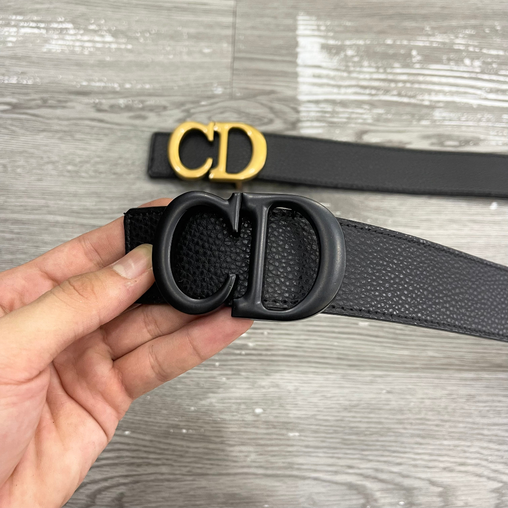 Thắt lưng da nam CD da Pu sần trơn mặt đúc logo chữ kiểu dáng đơn giản đi học/ công sở TL21P