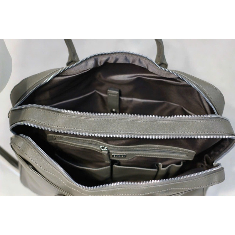 TÚI CÔNG SỞ CARPISA