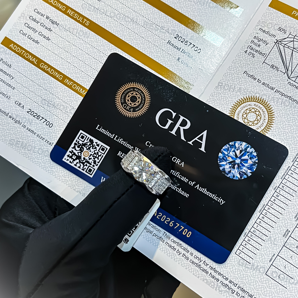 Nhẫn bạc nam kim cương Moissanite 8mm xi bạch kim Freesize, kiểm định GRA sang trọng NNAM001 - Linh Watch Luxury