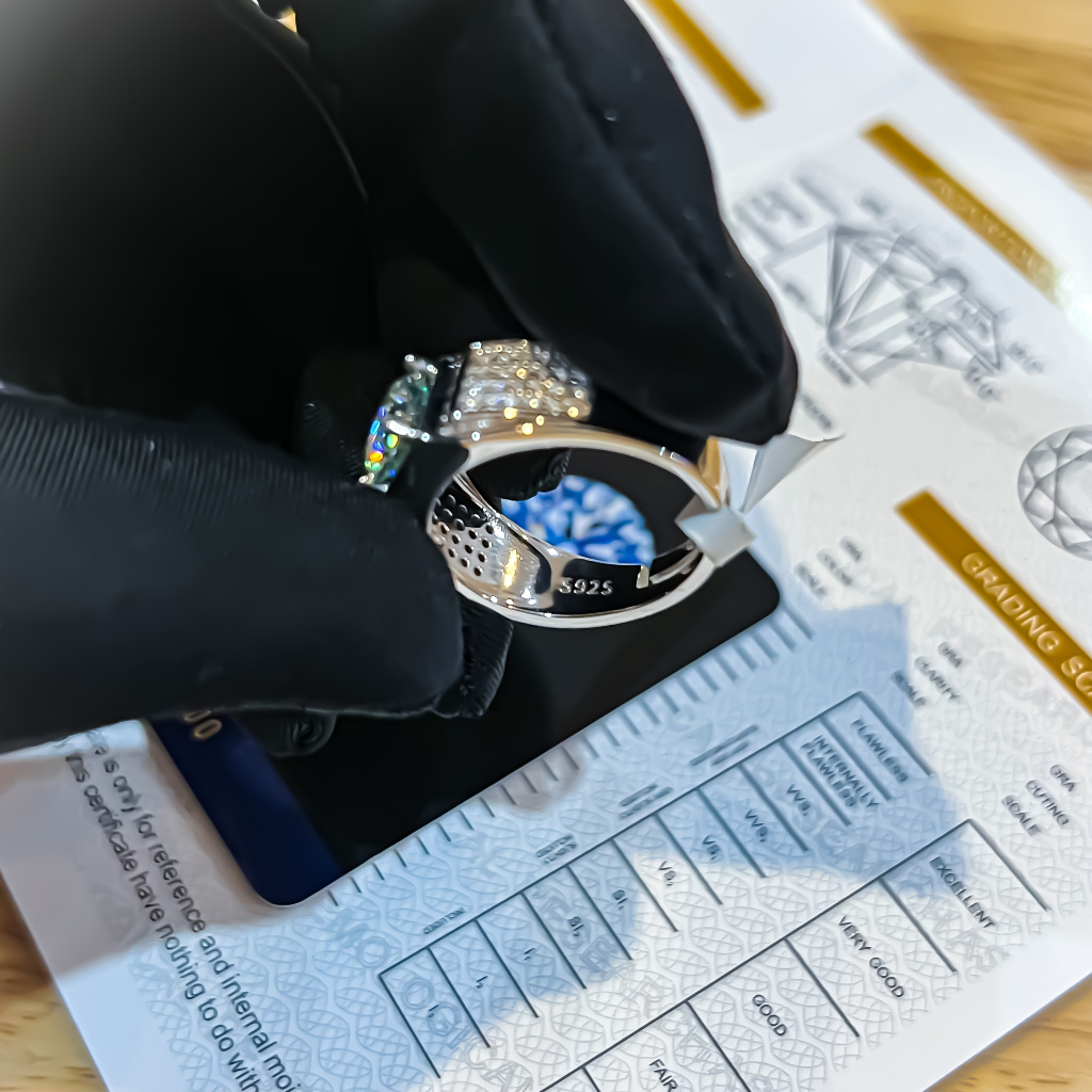 Nhẫn bạc nam kim cương Moissanite 8mm xi bạch kim Freesize, kiểm định GRA sang trọng NNAM001 - Linh Watch Luxury