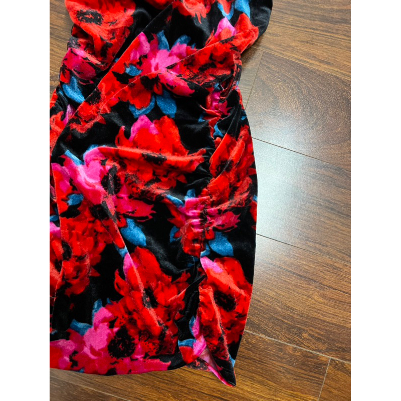 Đầm dây nhung hoa Bar III size L