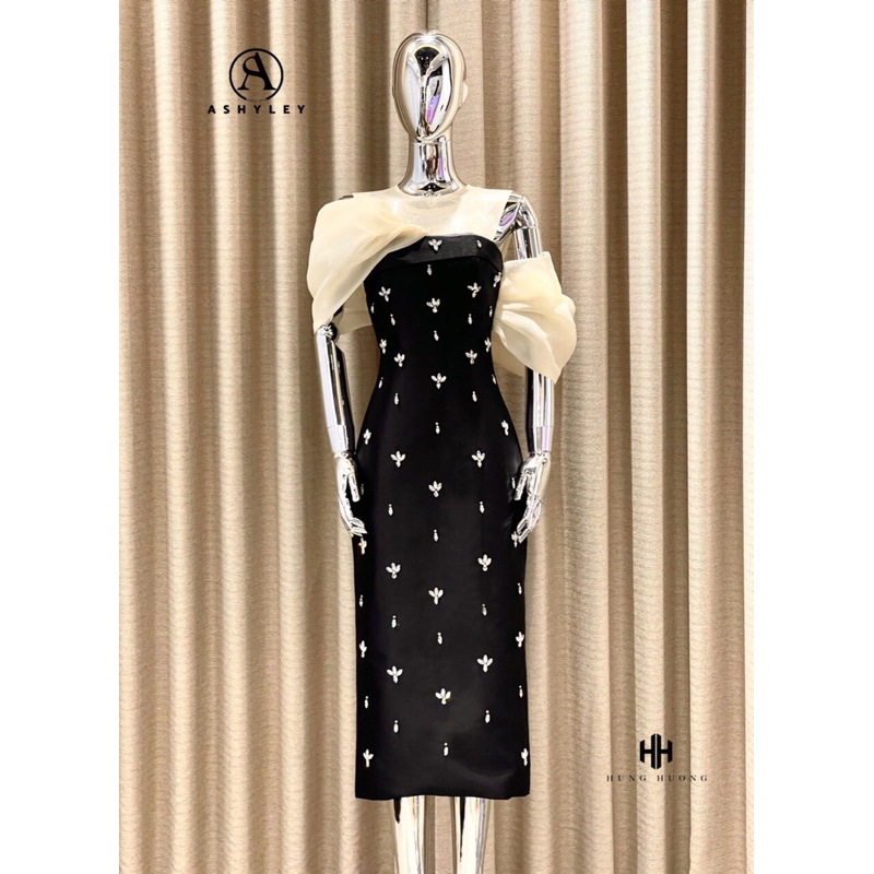 Váy ASHYLEY dài đính đá phối bèo vai sang trọng