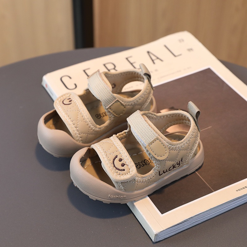 Dép sandal cao cấp Lucky cho bé trai bé gái đế mềm nhẹ chống vấp sz16-26