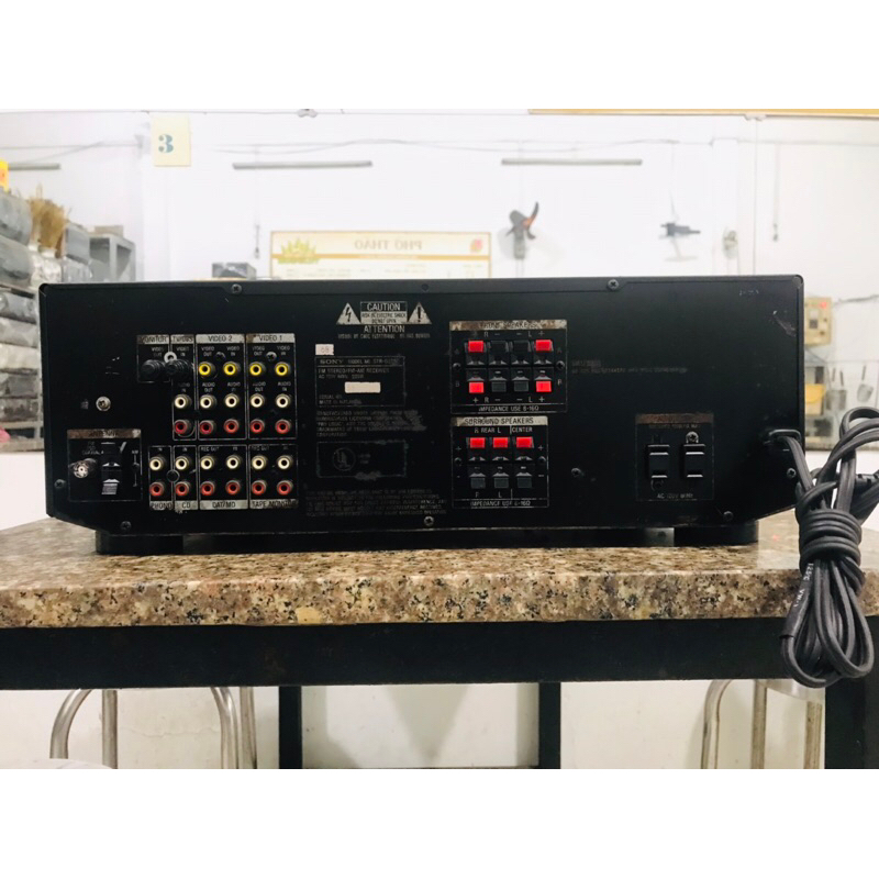 Amply Sony STR-D550Z hàng xuất Mỹ điện 120v công xuất 220w máy chạy 4 sò than zin đẹp