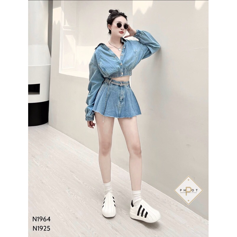 Áo khoác jean bomber bo gấu bản to