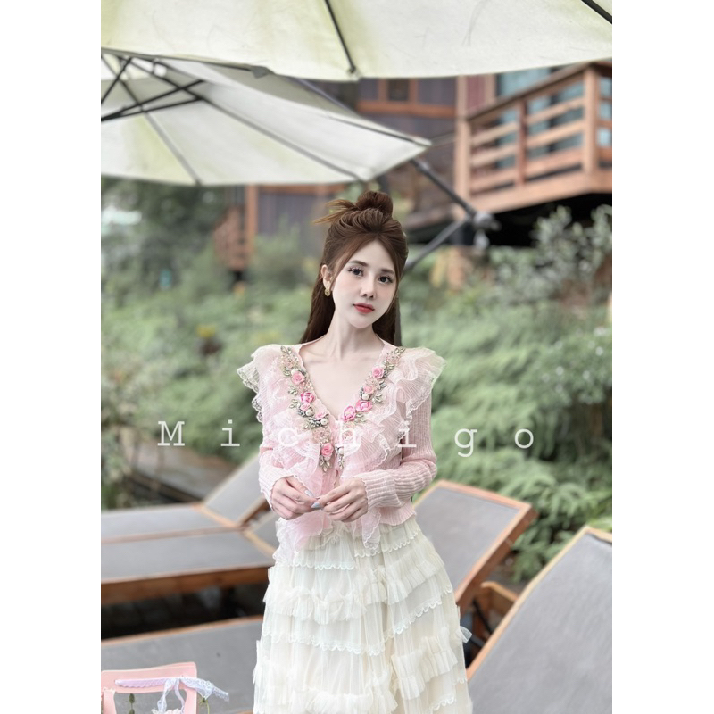 Áo len cao cấp đính hoa