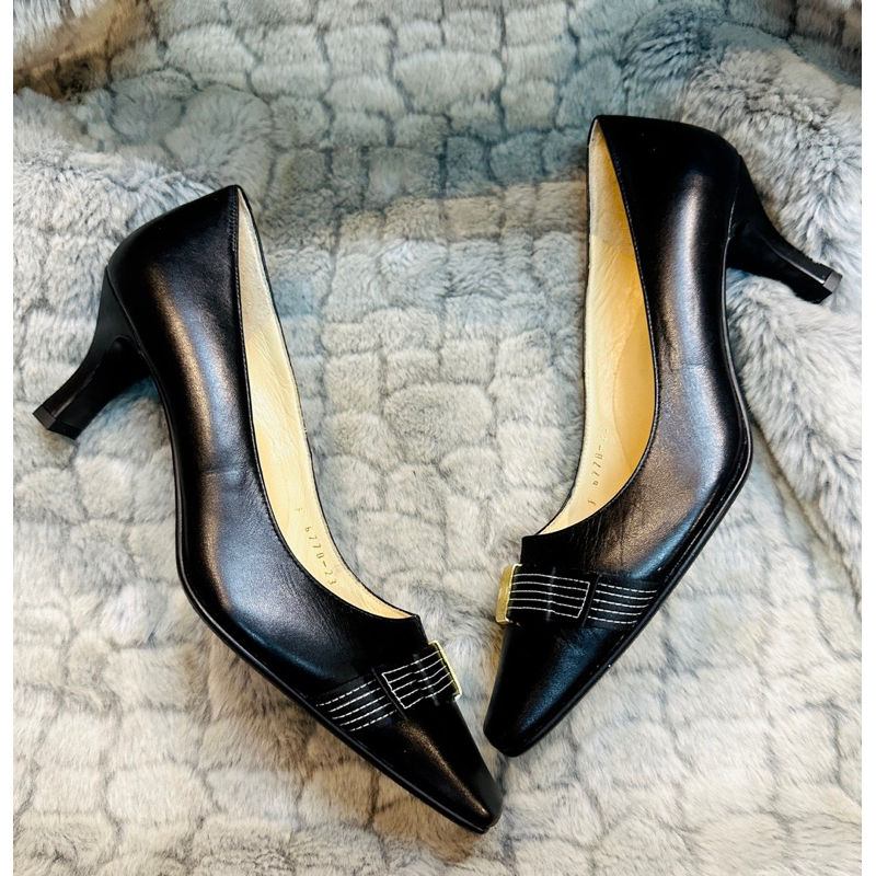 Giày nữ  2hand size 36+