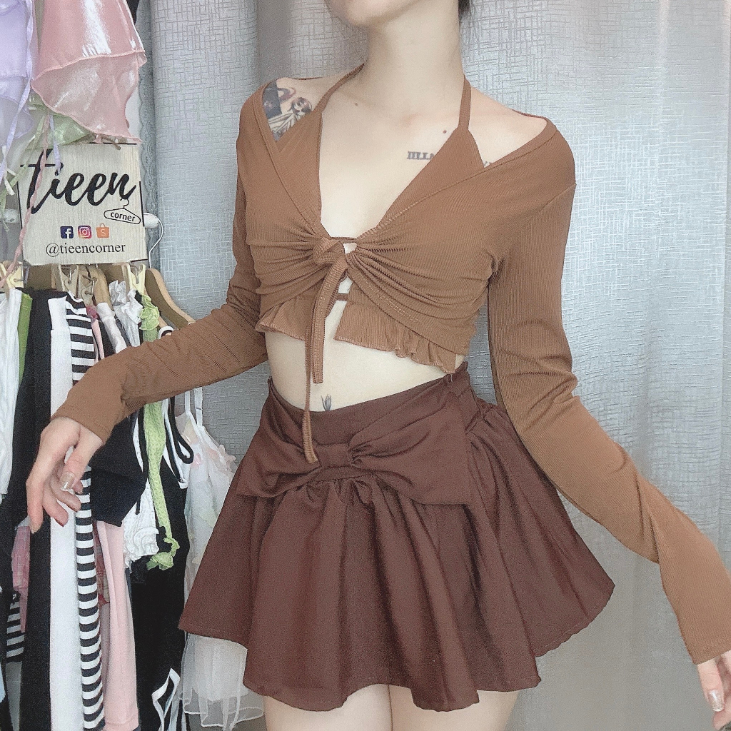 Set 2 áo nữ croptop tay dài khoen ngực ngoài kèm áo bikini sexy tieencorner 359