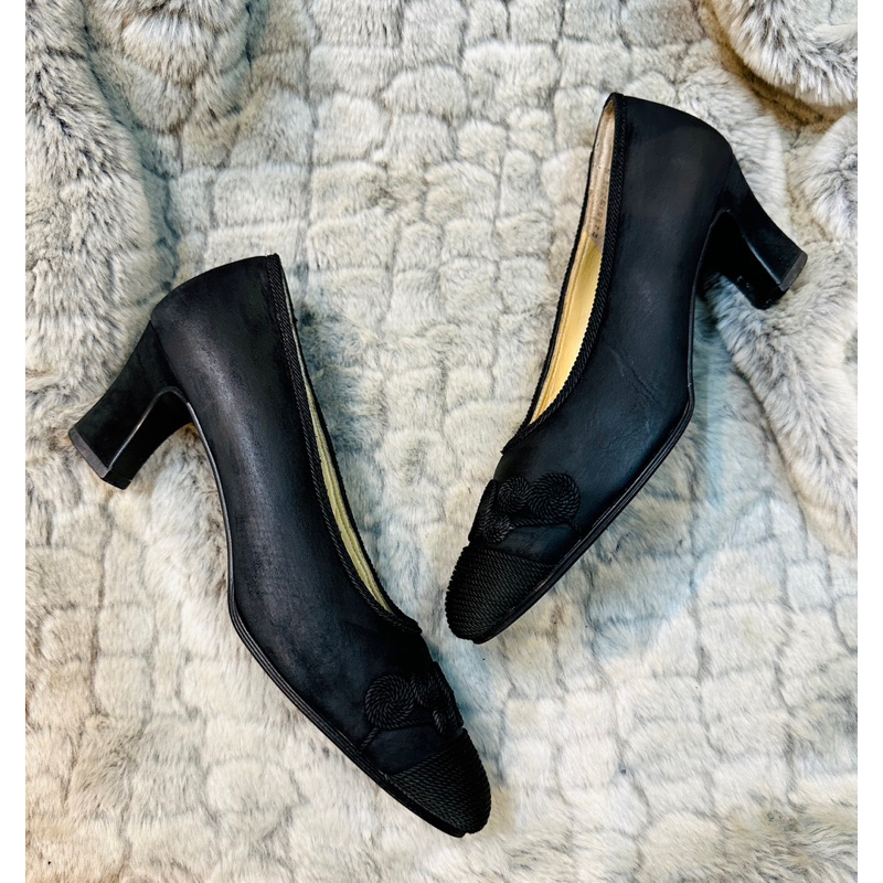 Giày nữ da thật 2hand size 37