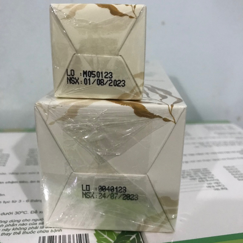 Sữa Rửa Mặt Tảo Nâu Meea Detox Marine tặng kèm chai mini 30ml