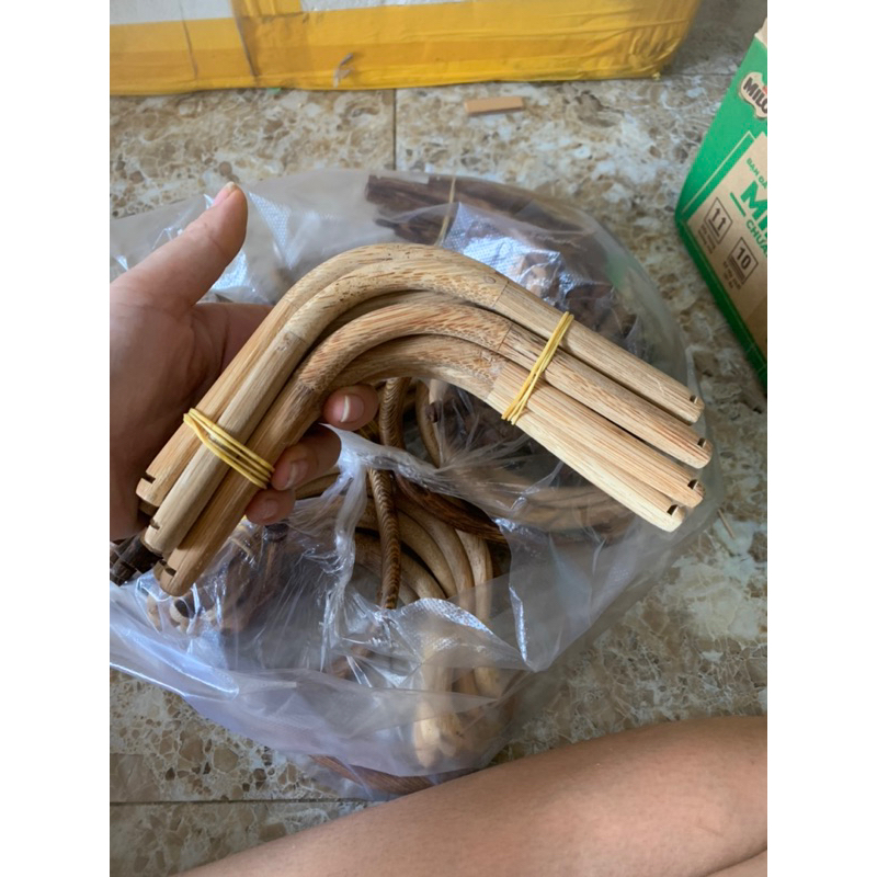 Cầu góc tre cho chim chào mào