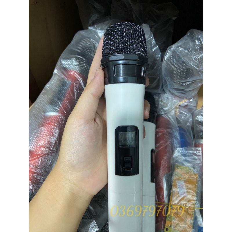 BỘ 2 TAY MICRO MIC KHÔNG DÂY TRẮNG K08