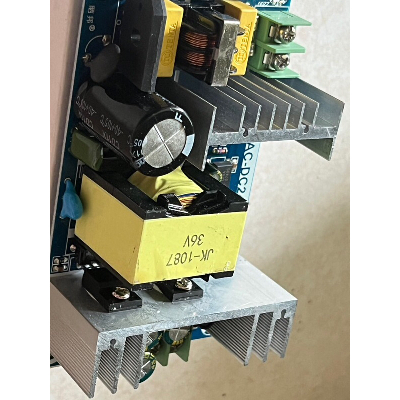 Mạch nguồn xung 36V 5A