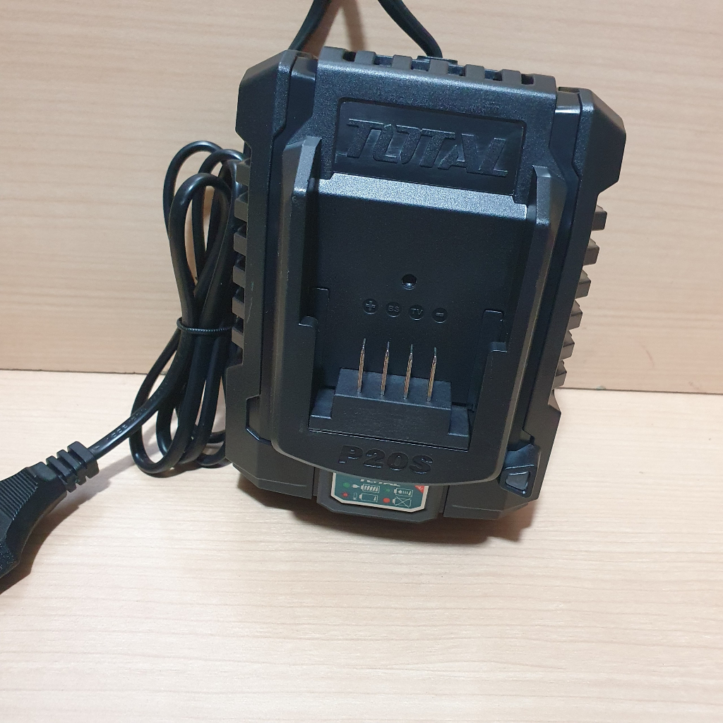 Pin Total loại 20v dung lượng 2A và 4A, Sạc mới 20v