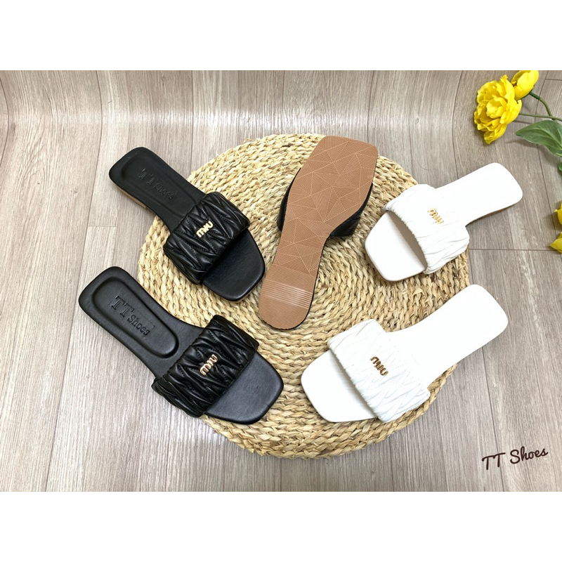 Dép xẹp nữ xinh đính chữ cao cấp đế không trơn thời trang TT Shoes hoang01975