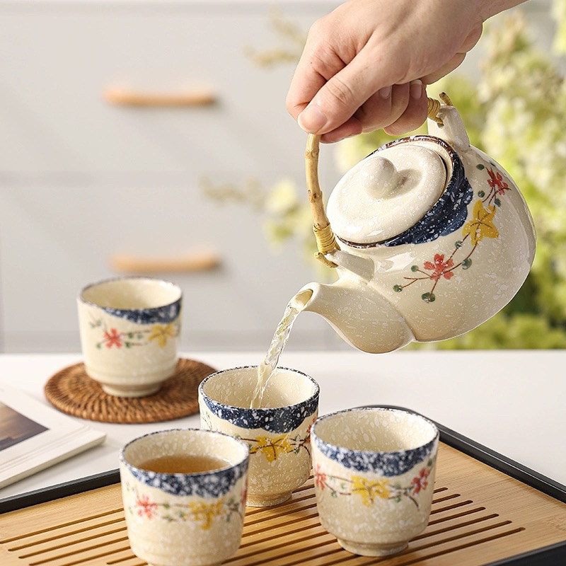 Bộ ấm chén bình trà gốm sứ họa tiết hoa Thu Tuyết tươi tắn trang nhã - Quà tặng tân gia, quà cưới sinh nhật