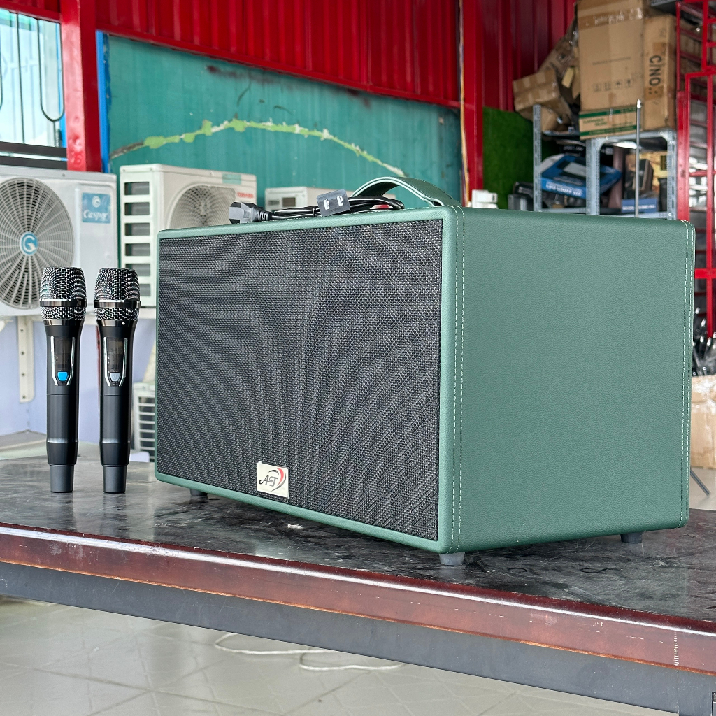 Loa karaoke xách tay AT T18 PRO di động công suất lớn 300w kèm 2 micro bass mạnh hút âm cực hay đủ echo reverb