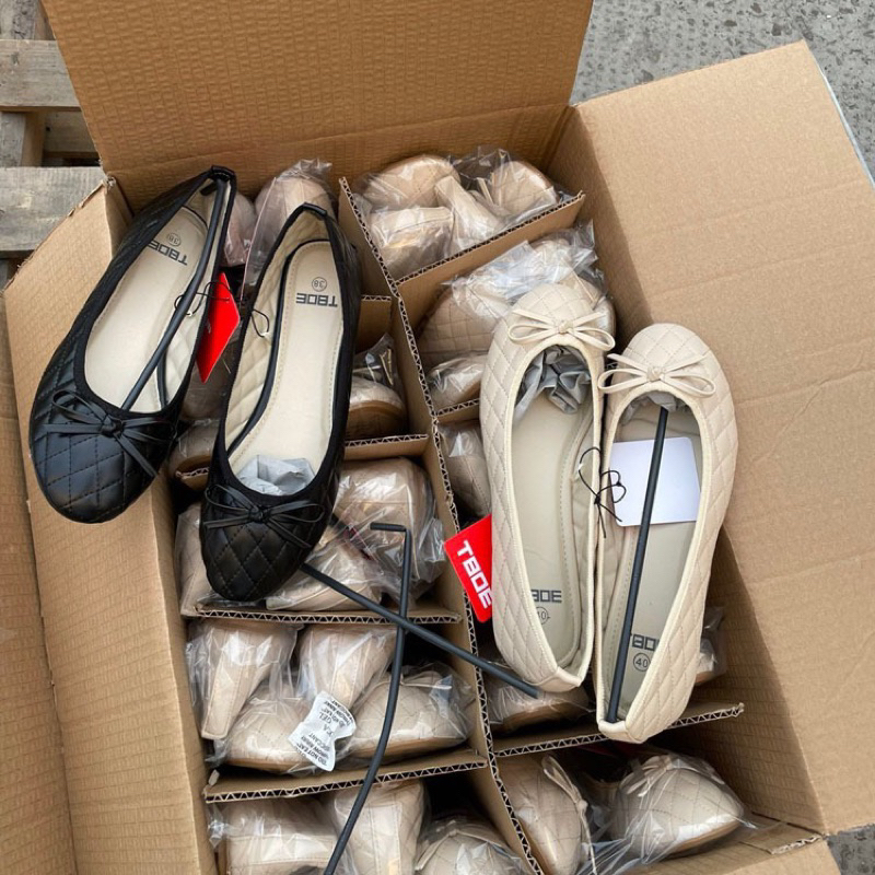 BE18 - Giày Bệt Búp Bê Nữ Mầu Kem Mầu Đen