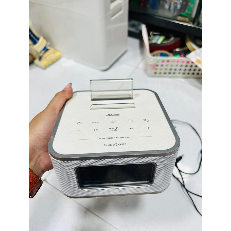 Loa Blue Cube BC100 bluetooth/ Đồng hồ báo thức/ sạc điện thoại/ cổng AUX / cổng USB chính hãng