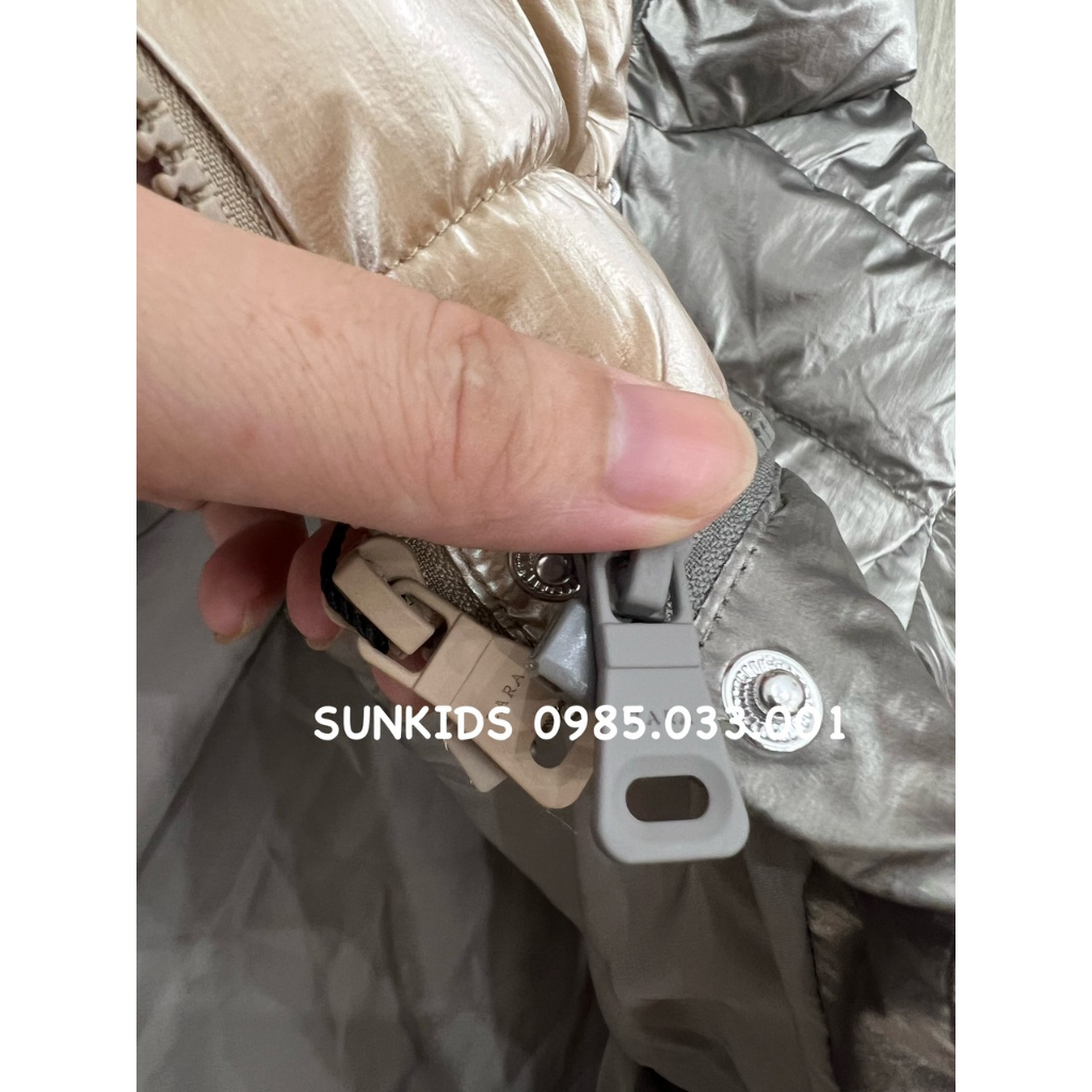 Áo khoác bomber siêu nhẹ phối ánh kim cúc bấm xuất xịn