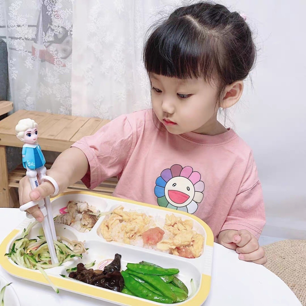 Đũa tập ăn cho bé