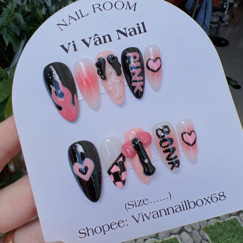 Nail box black pink
