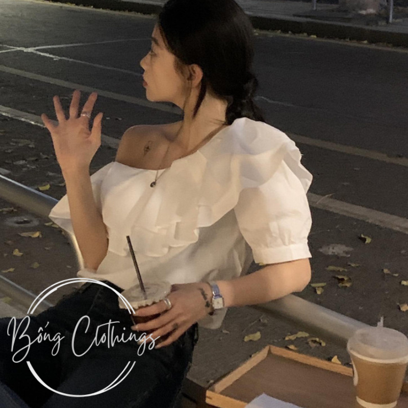 Áo Lệch Vai Sơ Mi Cộc Tay Lụa Ngọc Trai Đen & Trắng Tiểu Thư Siêu Xinh Sang Trọng | BigBuy360 - bigbuy360.vn